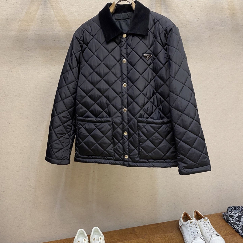 Pra*a outwear